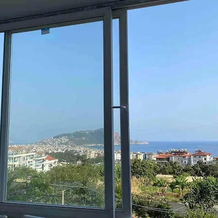 아파트 Deniz Manzarali,Terasli,Doga Icinde Muestakilsi Ev 알란야